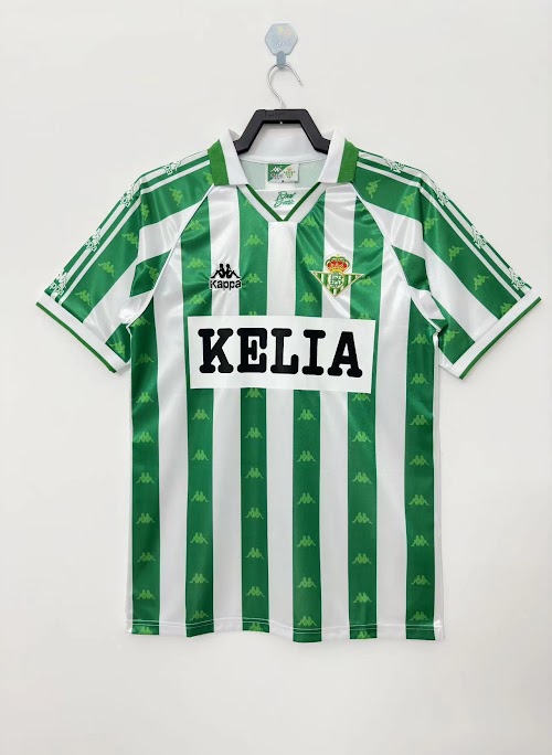 Camiseta local del Real Betis de la temporada 1995-97 con el logotipo del patrocinador.jpg