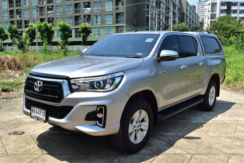 TOYOTA HILUX REVO