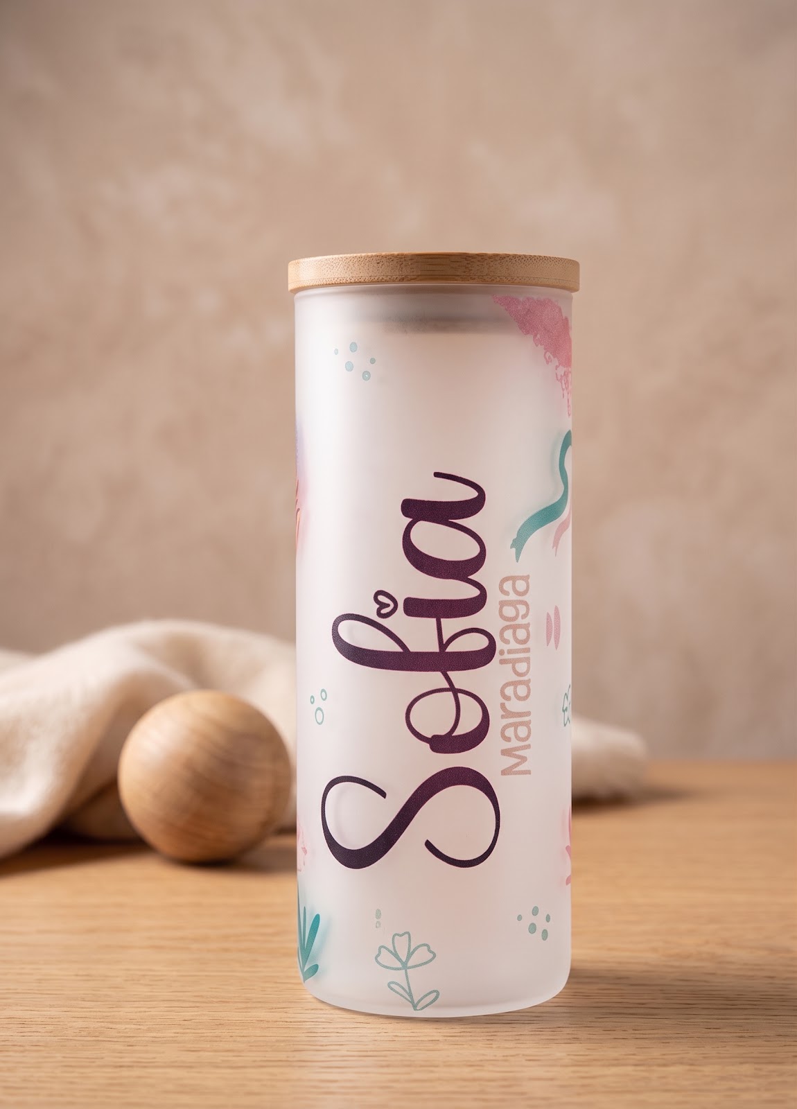 Vaso vidrio glaseado 690 ml con tapa bambú y pajilla