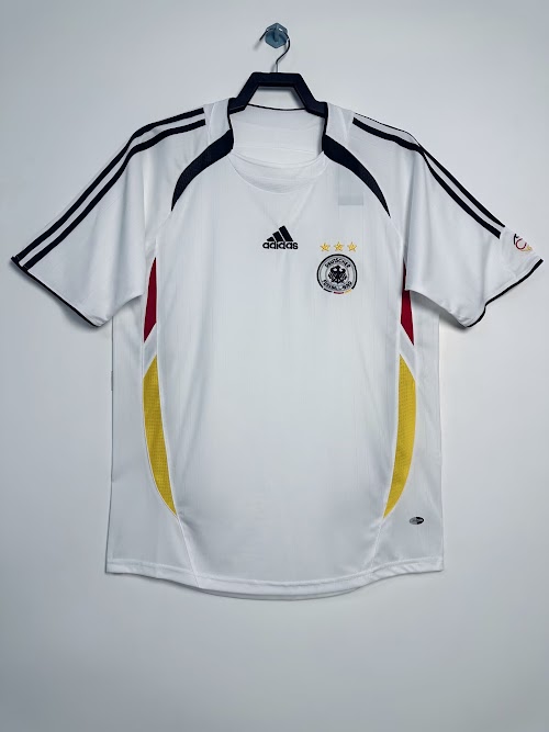 Equipación local de Alemania 2006.jpeg