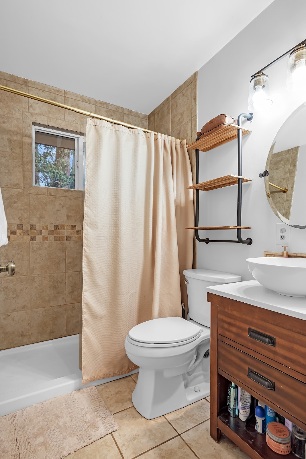 Real estate cottage at 4943 Golden Dr