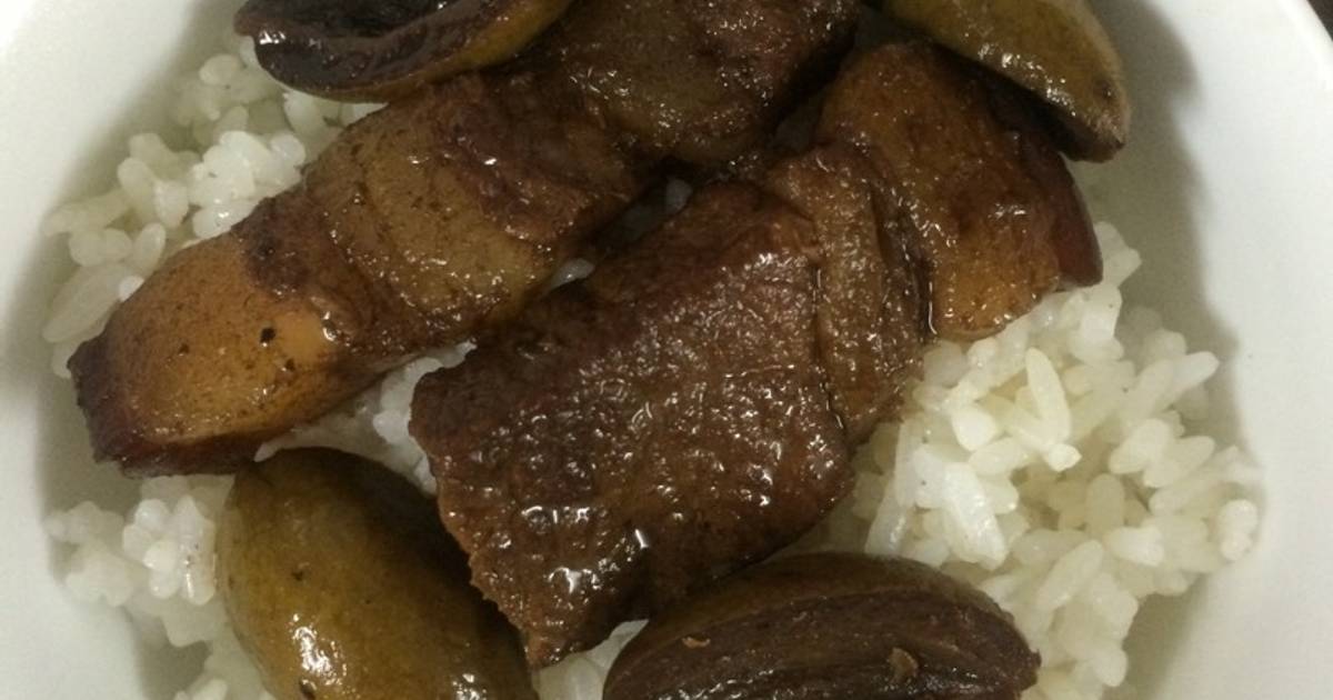 Thịt lợn kho quả Trám