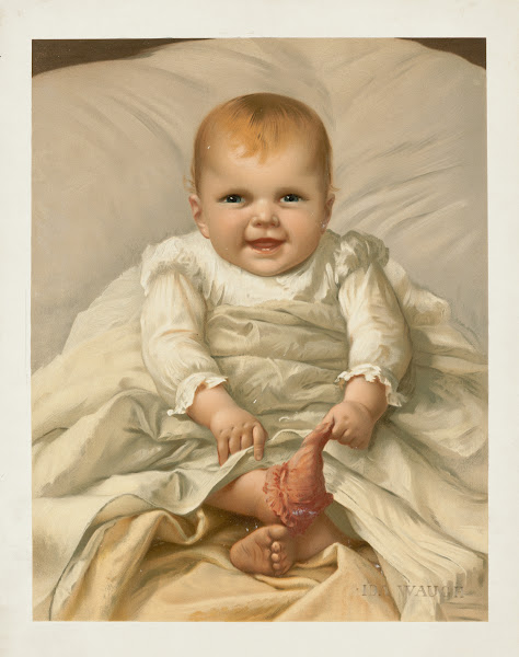 Baby seated 18611897
