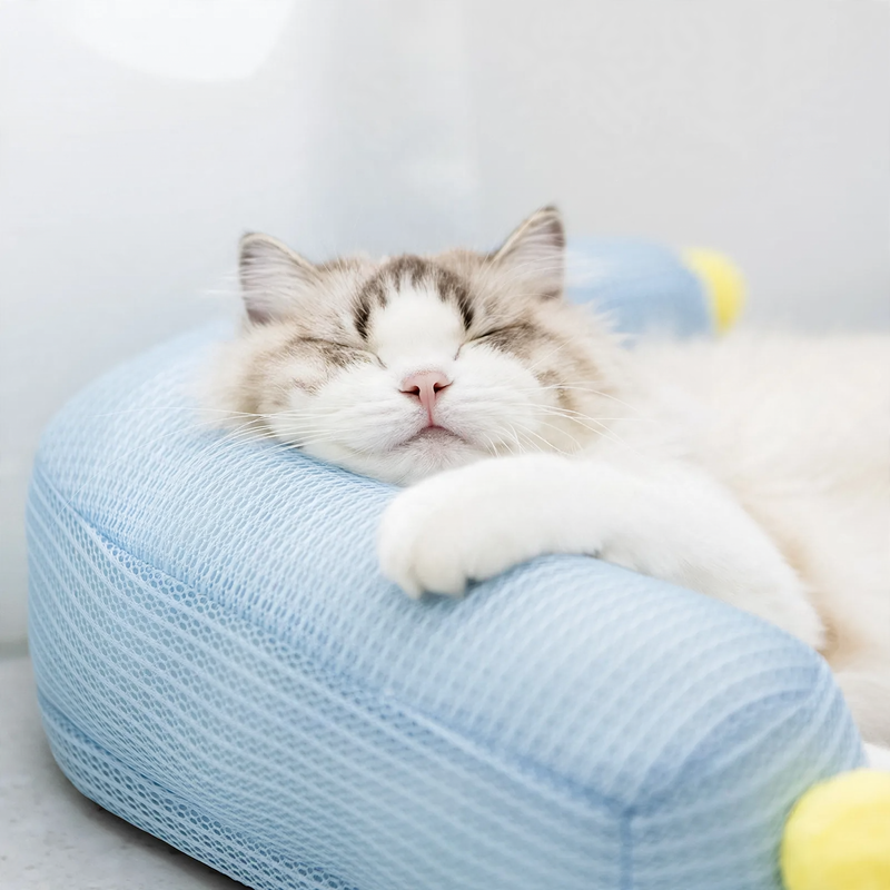 Cooling bed for cats and dogs, L-shape