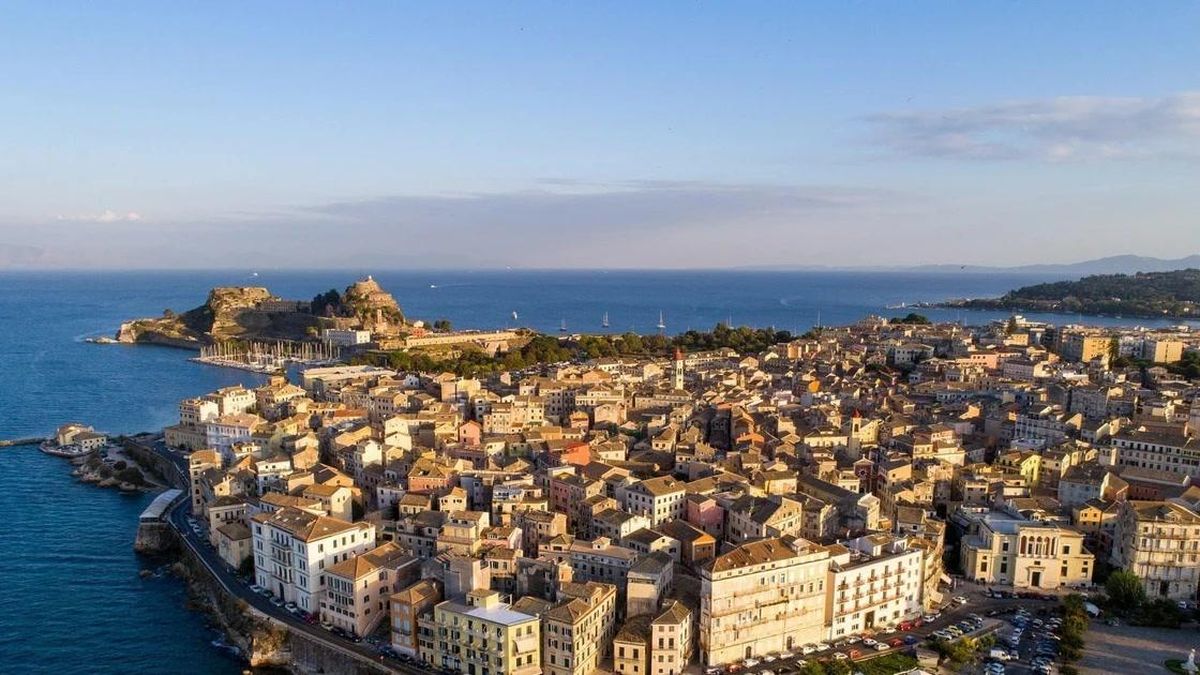 Corfu- hòn đảo nơi Venice, Pháp và Anh cùng để lại dấu ấn kiến trúc - Báo Tri thức &amp; Cuộc sống