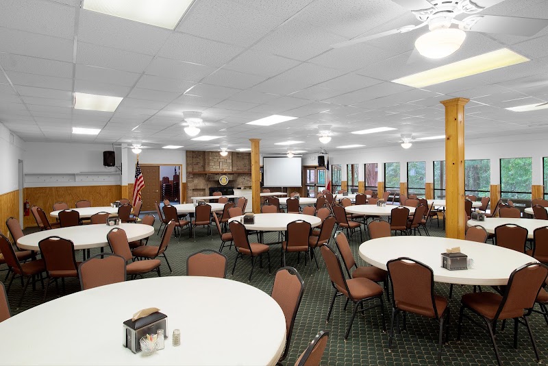 Pines Dining