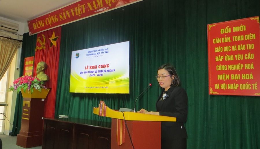 Lễ Khai giảng đào tạo trình độ Thạc sĩ khóa 9 (niên khóa 2020 - 2022) tại Trường Đại học Tây Bắc