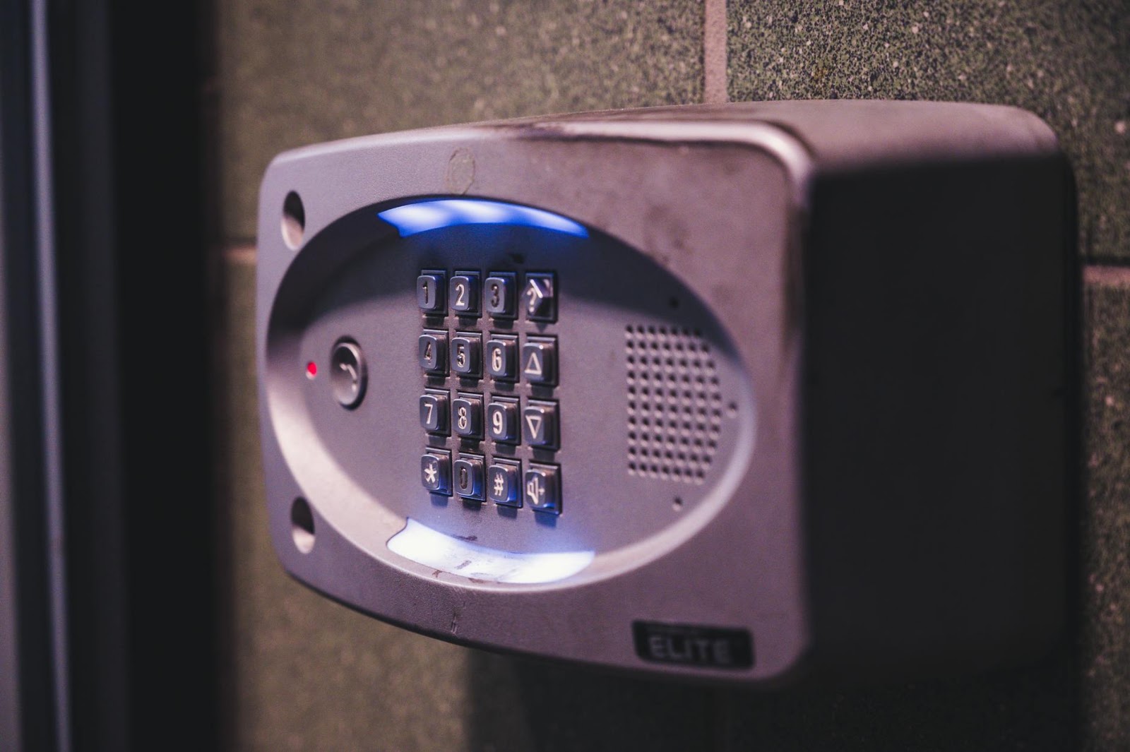 A conceptual image of a person feeling trapped by a smart lock failure, illustrating smart home security vulnerabilities and loss of control.