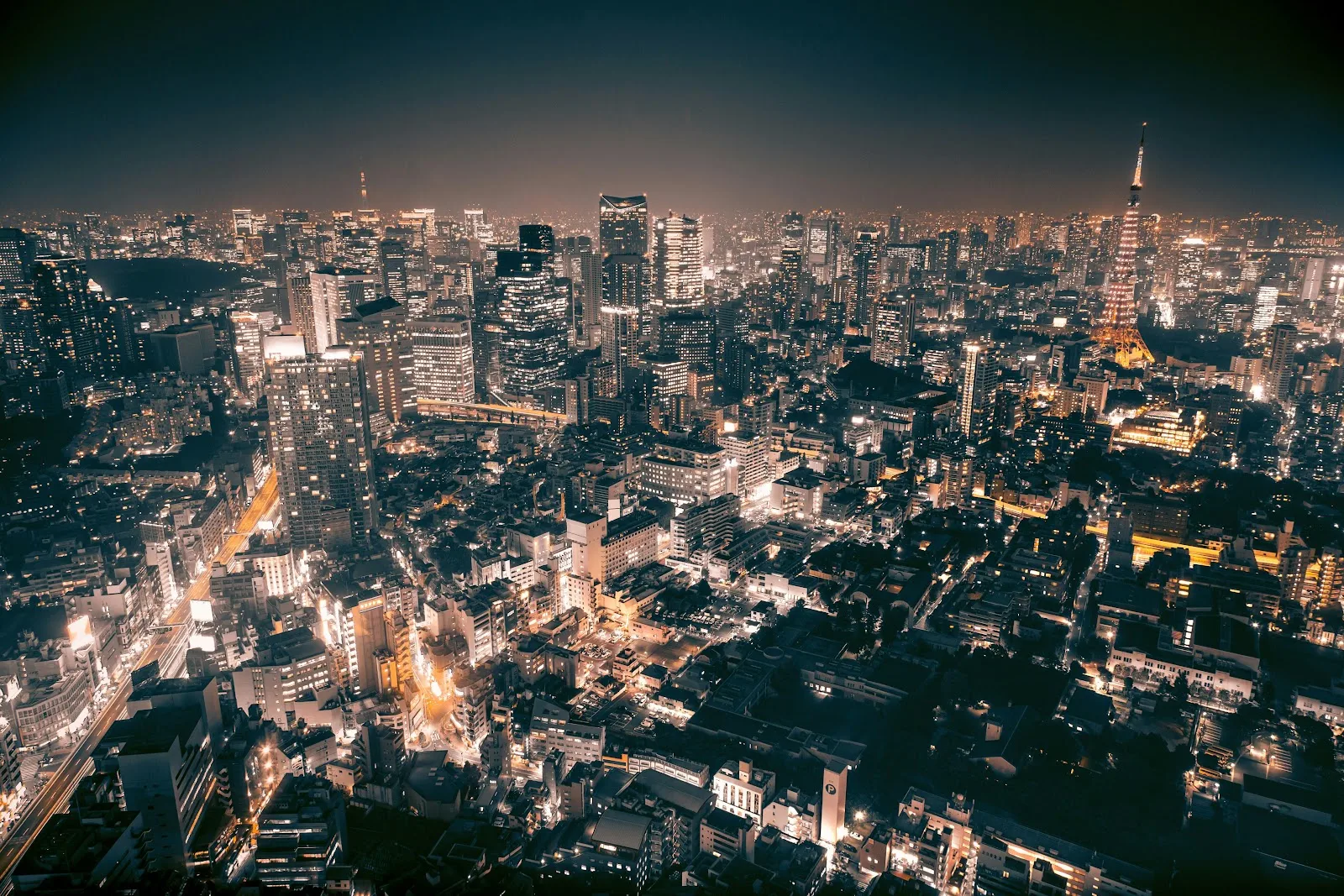 Tokyo Tower and City Skyline - Cityscape Photography 5K Wallpaper (5465x3643)