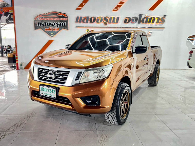 NISSAN NAVARA