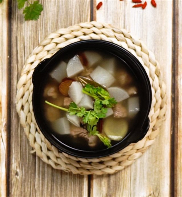 Canh Củ Cải Thăn Bò