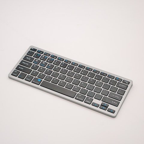 rechargeable wireless keyboard combo-portable