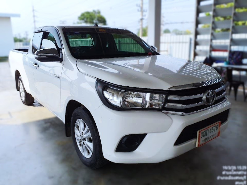 TOYOTA HILUX REVO