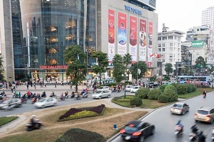 Phường Láng vận hành hiệu quả camera giám sát giao thông - Báo Hà Nội Mới
