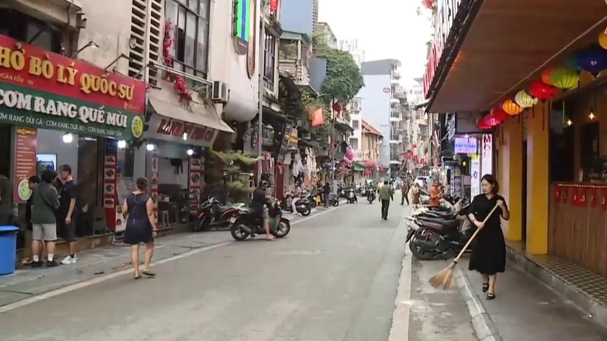 Đồng bộ giải pháp kéo giảm ùn tắc khu vực phố cổ - Đài Phát thanh và truyền hình Hà Nội