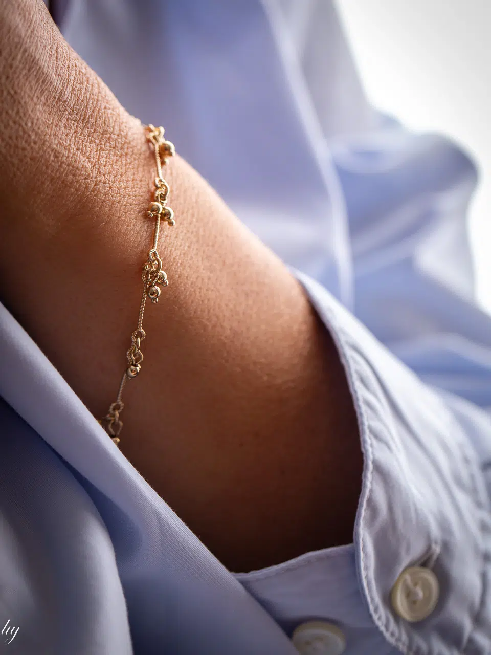 Браслет с гранатиками