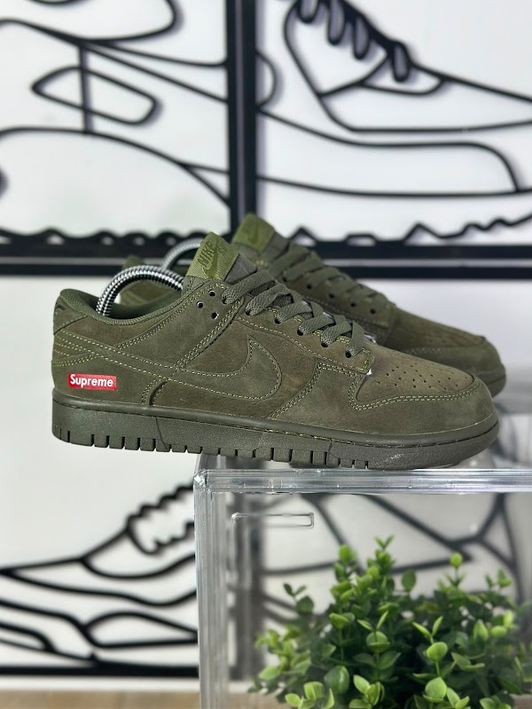 Nike SB Dunk Low Supreme Verde