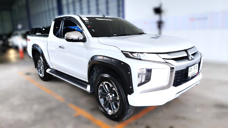 MITSUBISHI TRITON 18-23