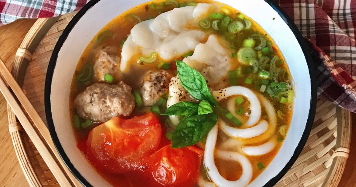 Mì Udon Sủi Cảo Bò Viên Chua Cay