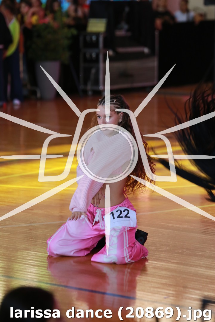 larissa dance (20869).jpg
