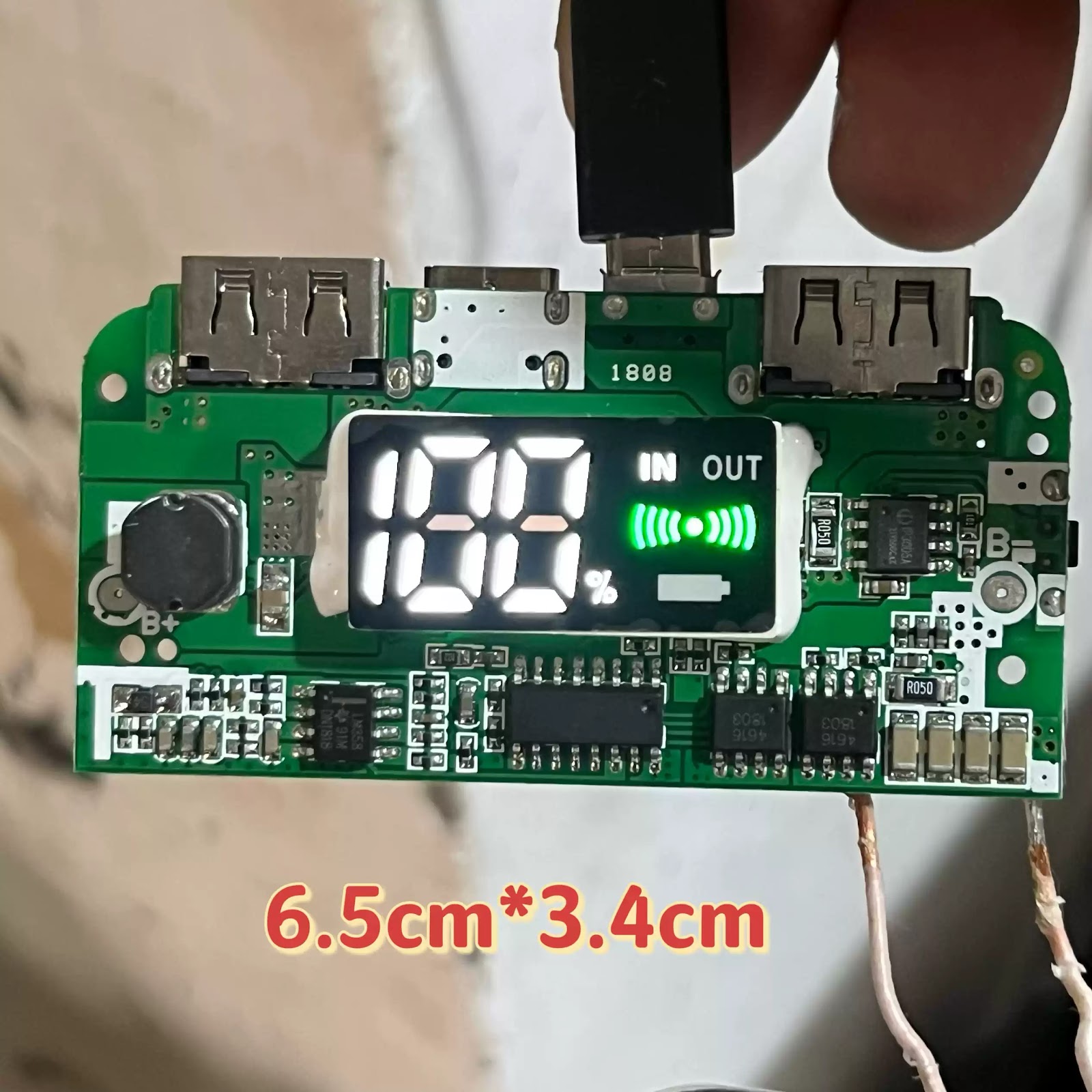 Digital display wireless charging module, 5V 2.4A, dual USB output