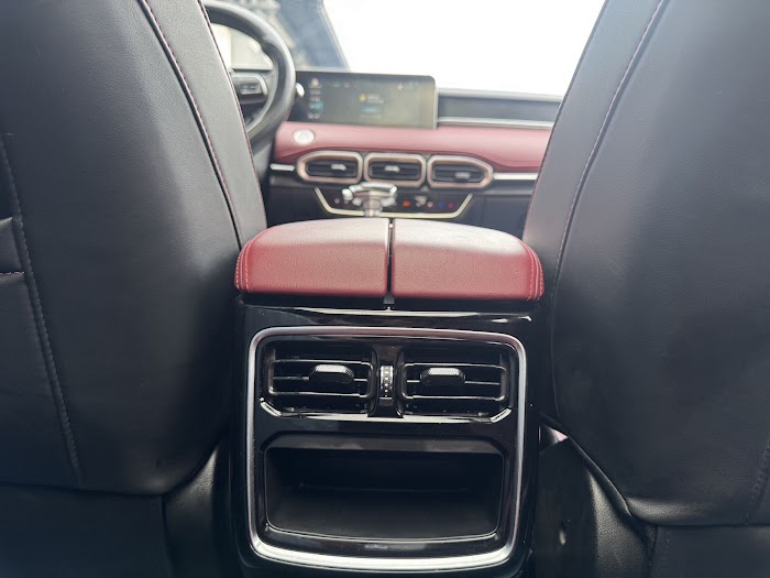 JETOUR X70 PLUS