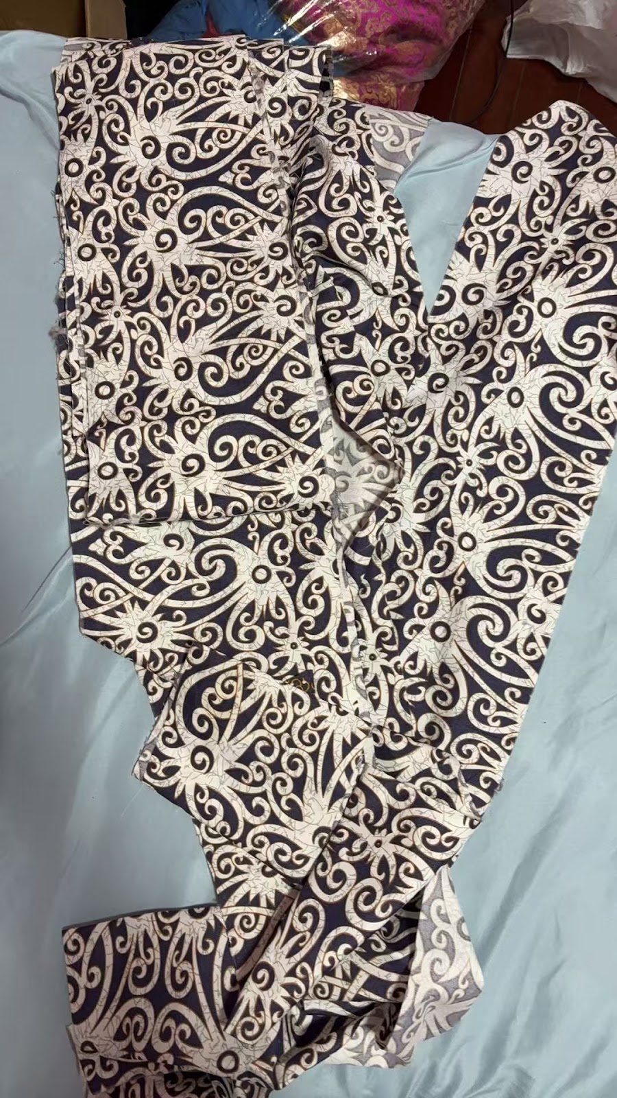 Kain Batik Set C [Koper Baju Adat]