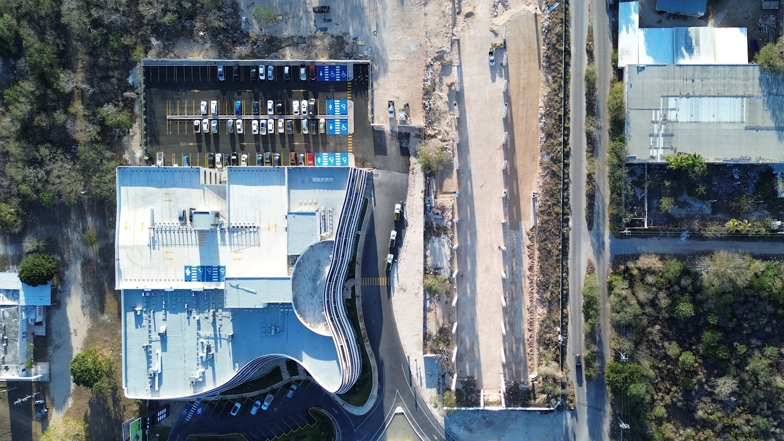 DAM Business Center 5