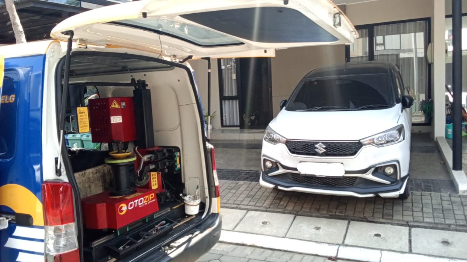 5 Tanda Ban Mobil Harus Segera Ditambal atau Ganti Baru