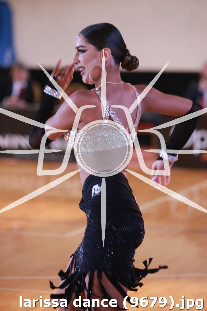 larissa dance (9679).jpg
