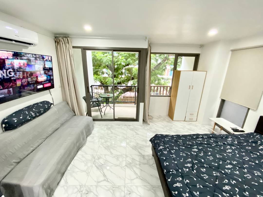 Wongamat Tower (3 units) - Studio, Floor 10 5