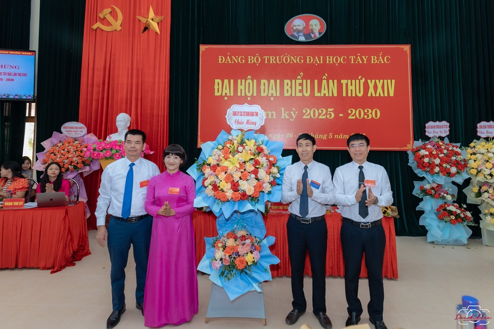 Đảng bộ Trường Đại học Tây Bắc tổ chức thành công Đại hội Đại biểu Đảng bộ Trường Đại học Tây Bắc lần thứ XXIV, nhiệm kỳ 2025 - 2030