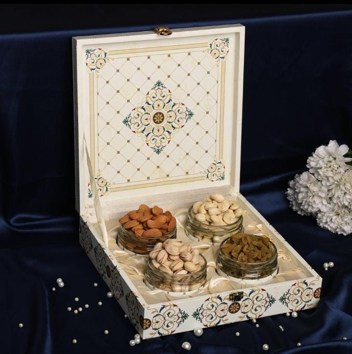 Pearl Ivory Heritage Keepsake Box