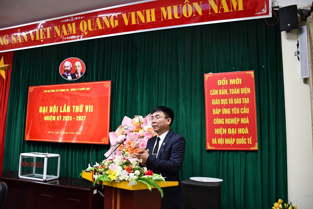 Đại hội Chi bộ Công tác chính trị - Quản lý người học, Trường Đại học Tây Bắc