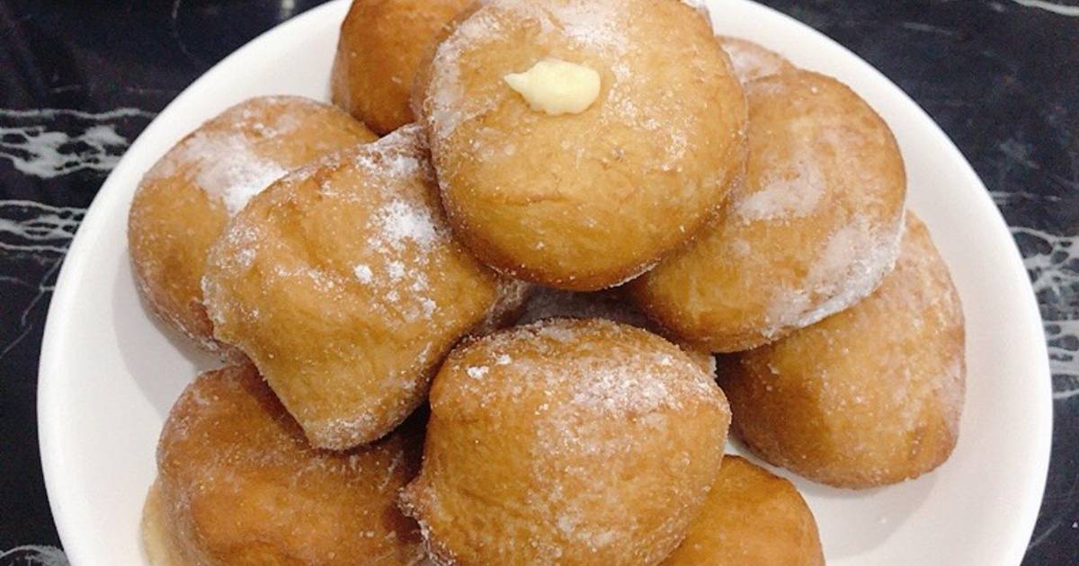 Bánh donut kem custard