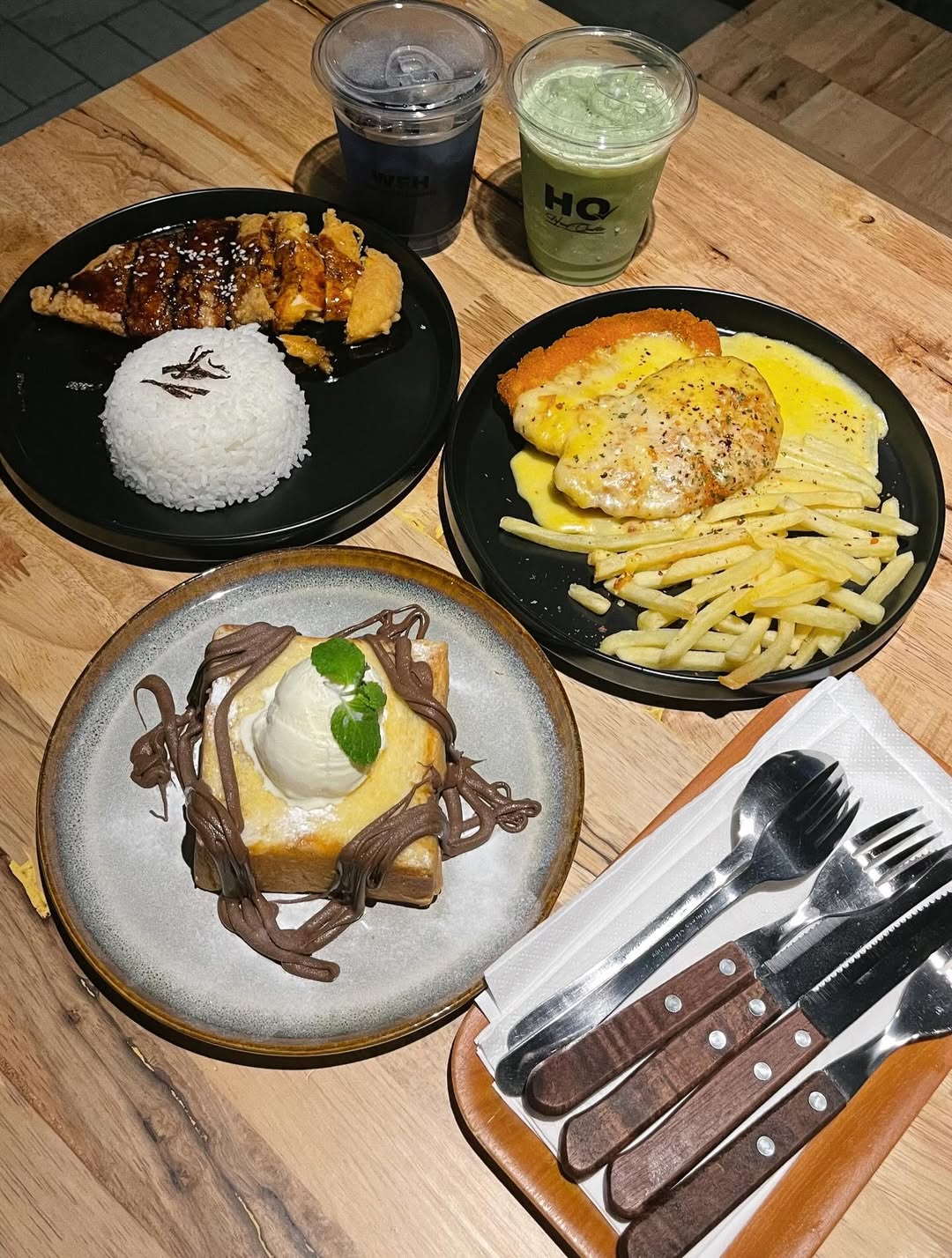 HQ Coffee & Eatery 1