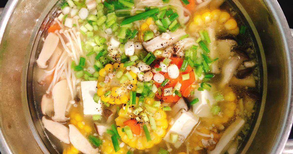 Canh đậu hủ non nấu nấm