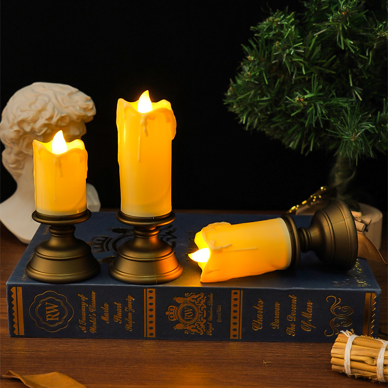 LED candle with dripping effect in vintage style