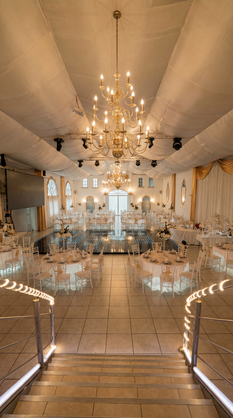 Vista panorámica del Salón de Fiestas Villaverde capacidad hasta 450 personas