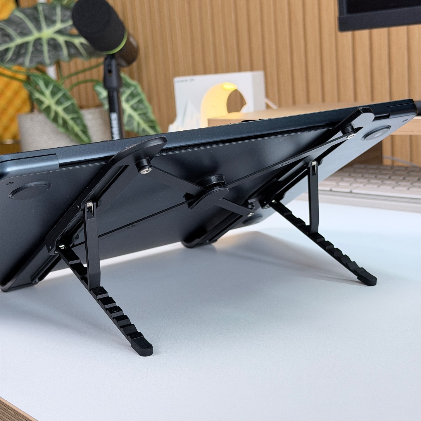 Đệm silicon chống trượt trên stand WiWU ZM-015