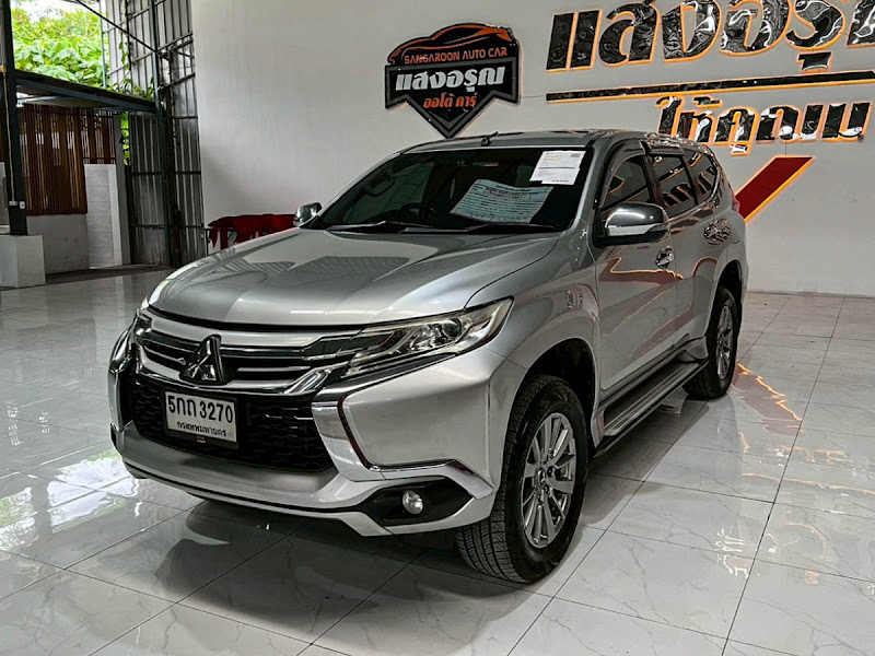 MITSUBISHI PAJERO