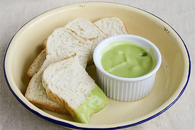 Sốt Custard Lá Dứa