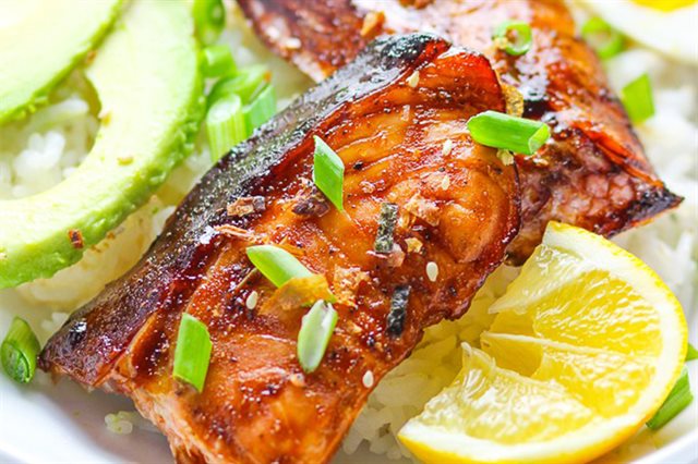 Cá Hồi Nướng Sốt Teriyaki