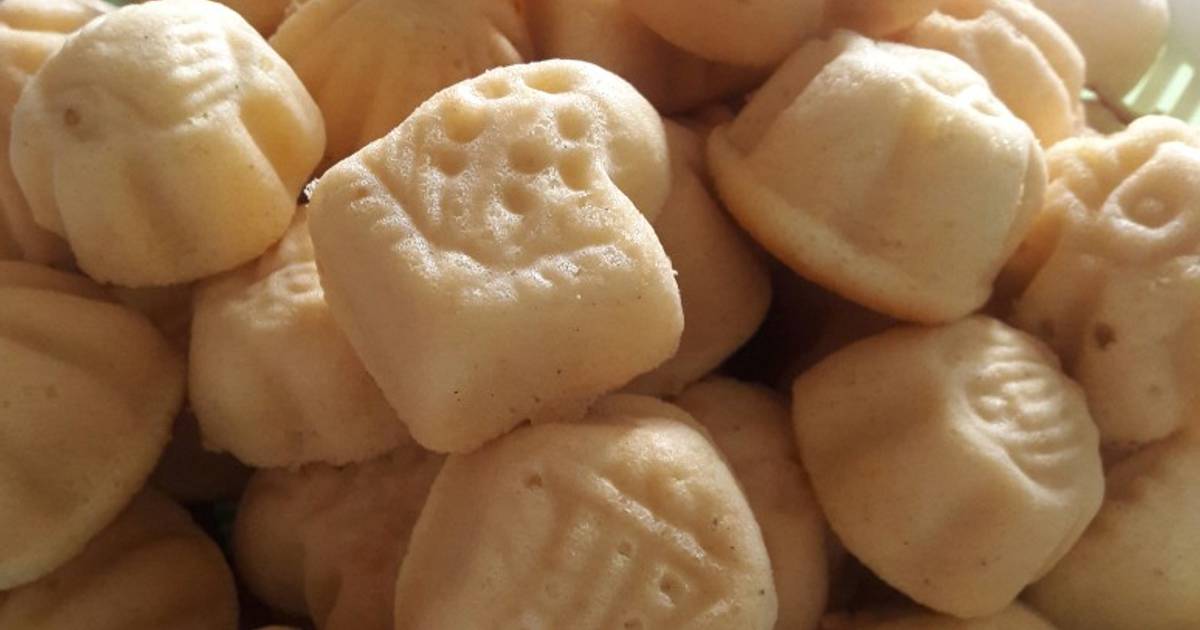 Bánh bông lan truyền thống