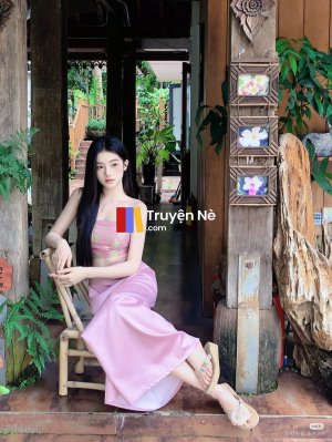 Những Ghi Chép Đằng Sau Cánh Cửa