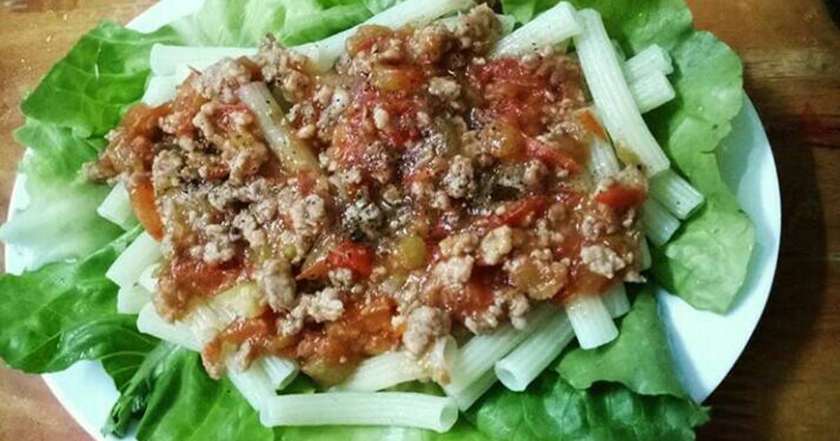 Nui sốt thịt bằm (Nui spaghetti)