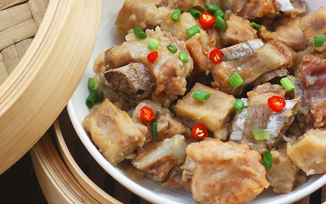 Sườn Hấp Khoai Môn