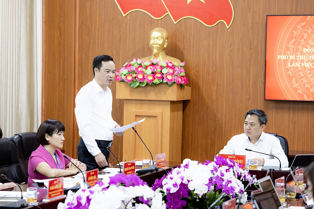 Chủ tịch UBND tỉnh Sơn La làm việc với Trường Đại học Tây Bắc