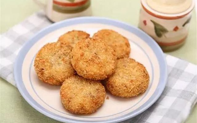Bánh Khoai Thịt Bằm