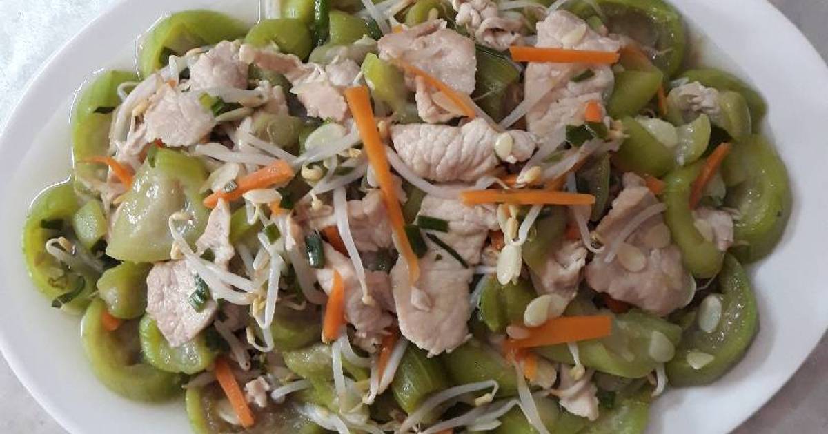 Mướp xào giá đỗ